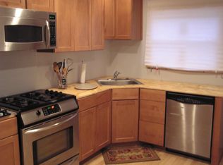 13 Roma St, Sayreville, NJ 08872