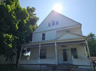 33 Townsend St, Greenwich, OH 44837