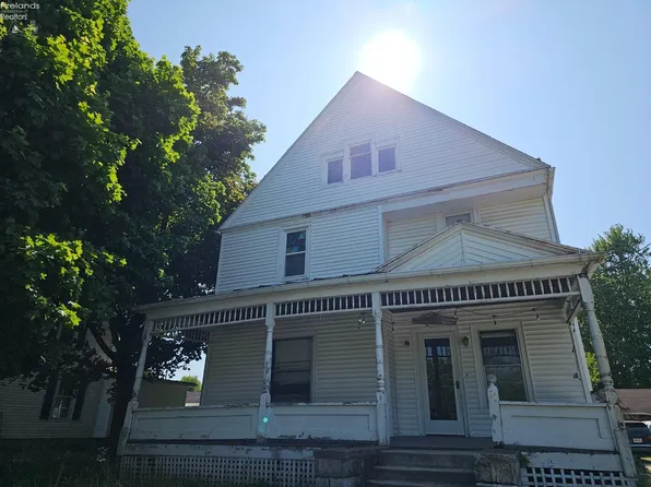 33 Townsend St, Greenwich, OH 44837