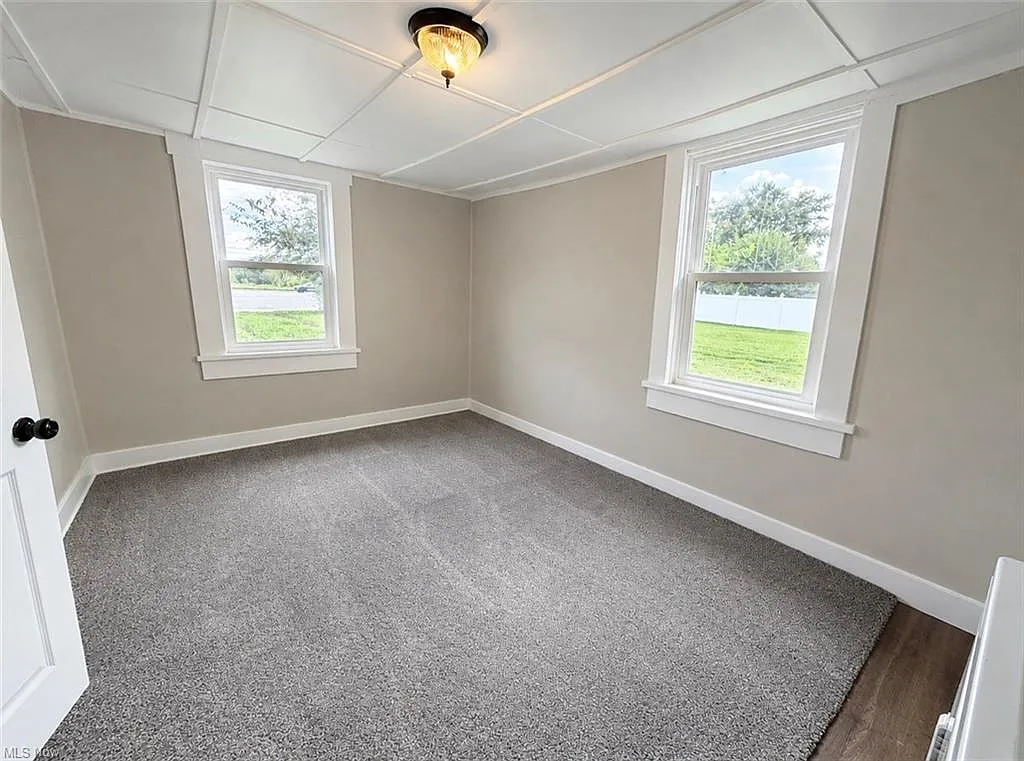 2224 Hoge Avenue (sean) - 1 — Photo 4