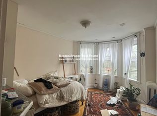 211 Park Dr #303, Boston, MA 02215