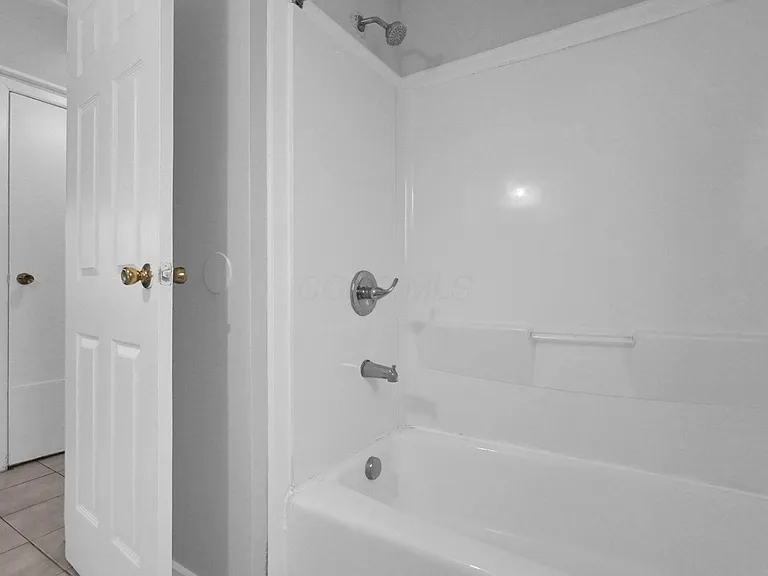 2872 Howey Rd #B — Photo 5