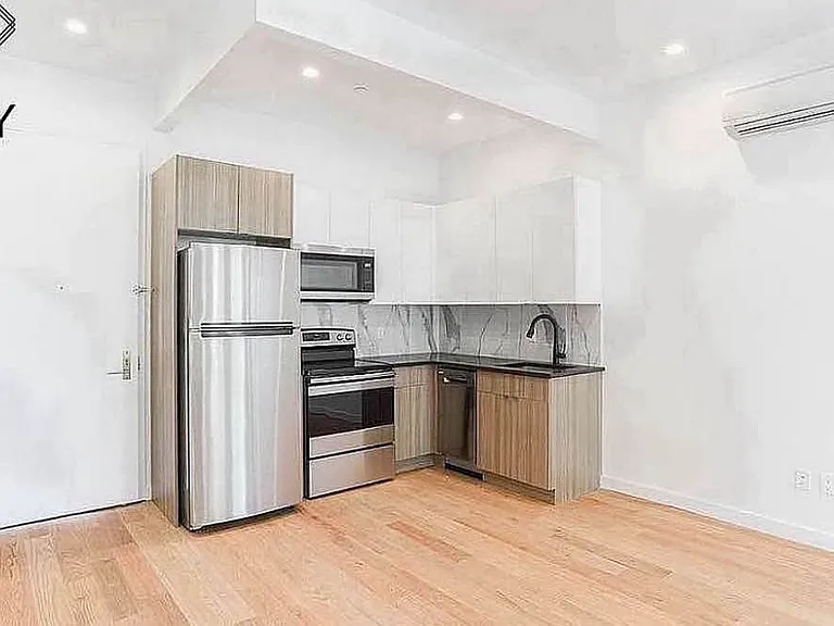 350 Rutland Rd #4 — Photo 1