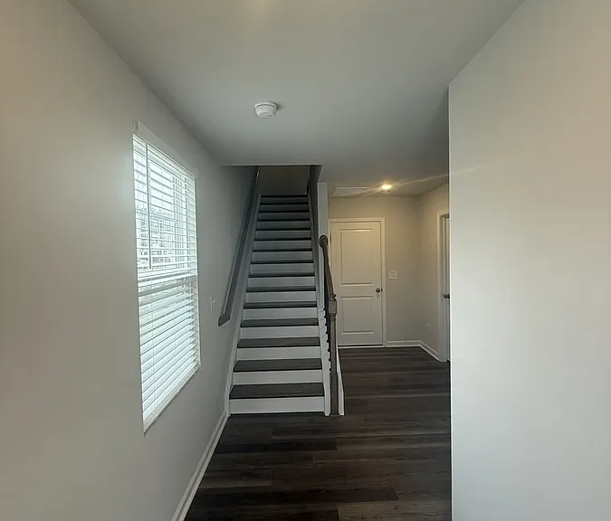 539 Deercroft Dr #1 — Photo 2