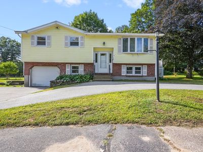 11 Dawn Dr, Chelmsford, MA, 01824