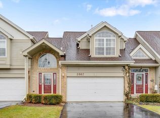 2867 Alandale Cir, Naperville, IL 60564