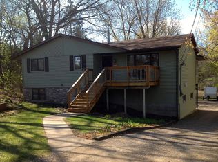 240 Maple St, Saint Paul, MN 55115