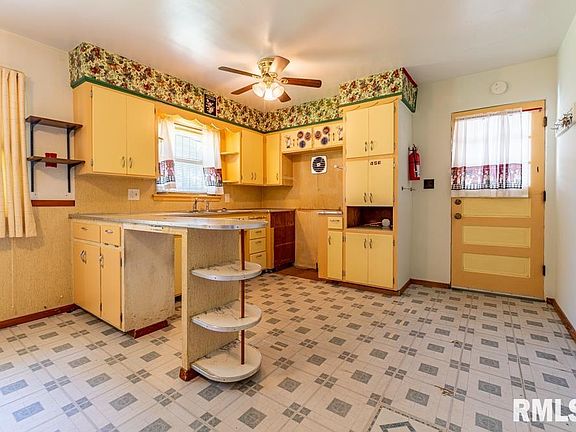 5th image of 2906 W Malone St