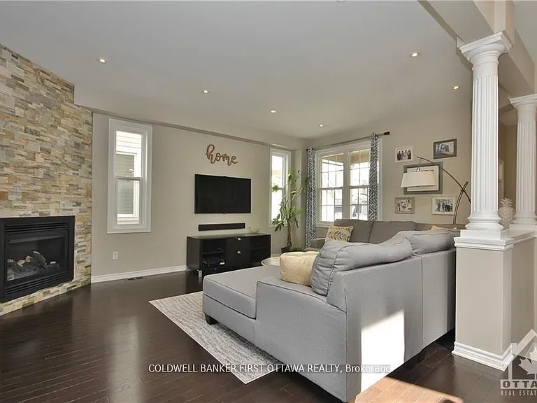 505 Bretby Cres — Photo 3