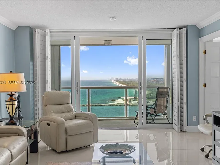 2100 S Ocean Ln #1704 — Photo 8