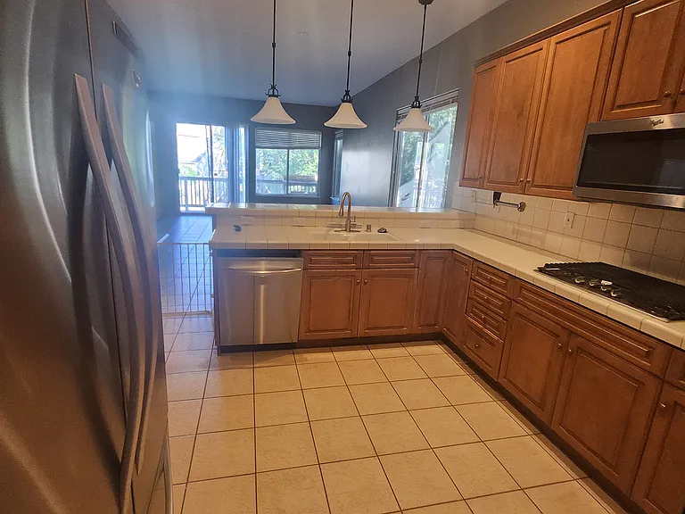 1921 Quail Creek Ct — Photo 8