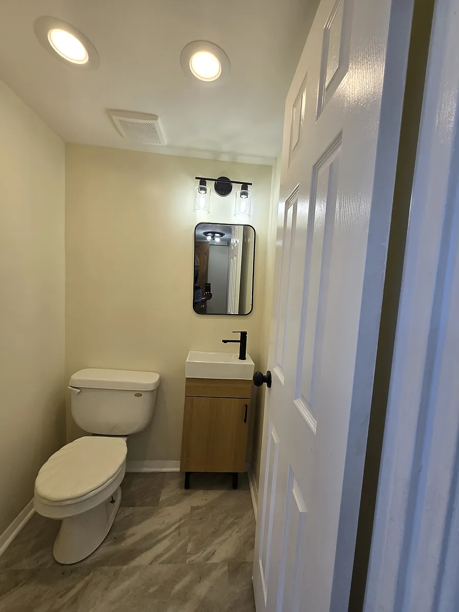 Building Photo - 11575 S Racine Ave #1