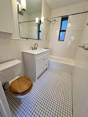 Rented by Oxford Property Group | media 26