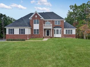 19 Monarch Path, Morganville, NJ 07751