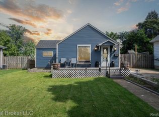 735 Jerome Ave, Owosso, MI