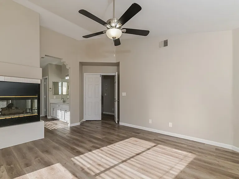 271 Bluefield Ln — Photo 11