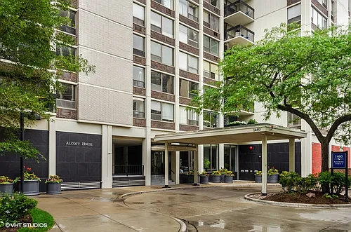 1460 Sandburg St #2401 Photo 1
