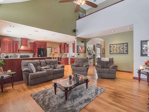 4th image of 5580 Northfield Dr