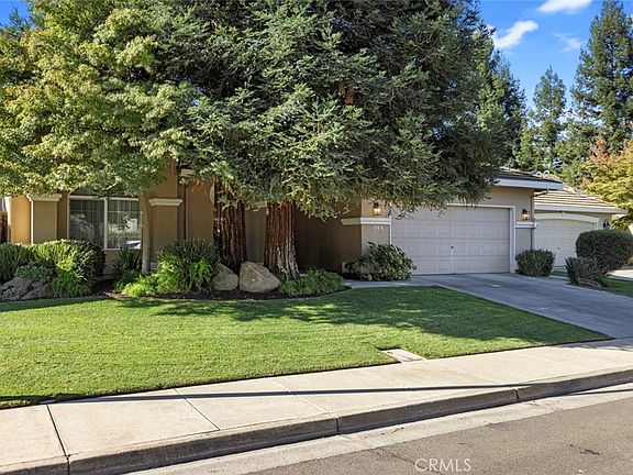 4th image of 1068 Kiwi Ct