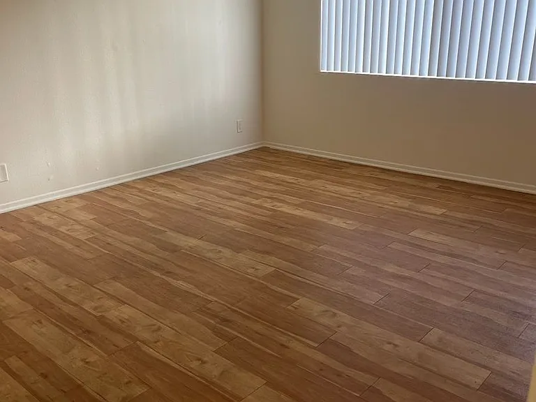7320 Hazeltine Avenue (5295) — Photo 41