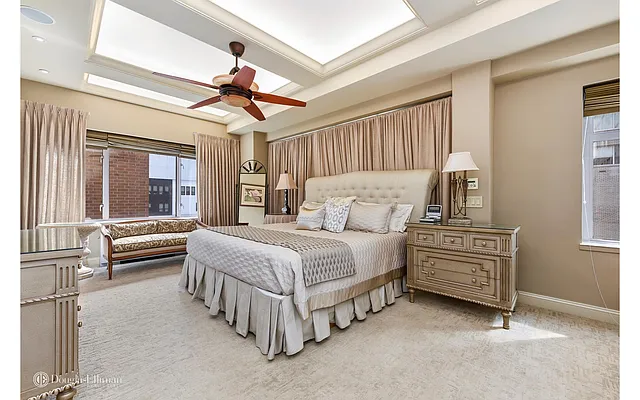 Sold by Douglas Elliman | media 27