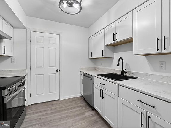 3rd image of 3948 Sonora Pl #88D
