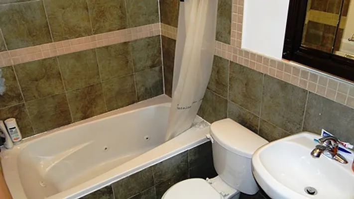 Rented by Elite NY Holdings | media 16