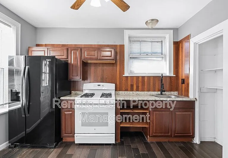 3868 Meramec St #2F — Photo 19