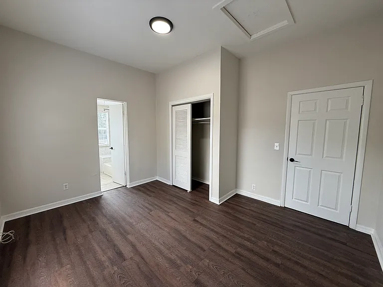 6916 N Central Ave — Photo 8