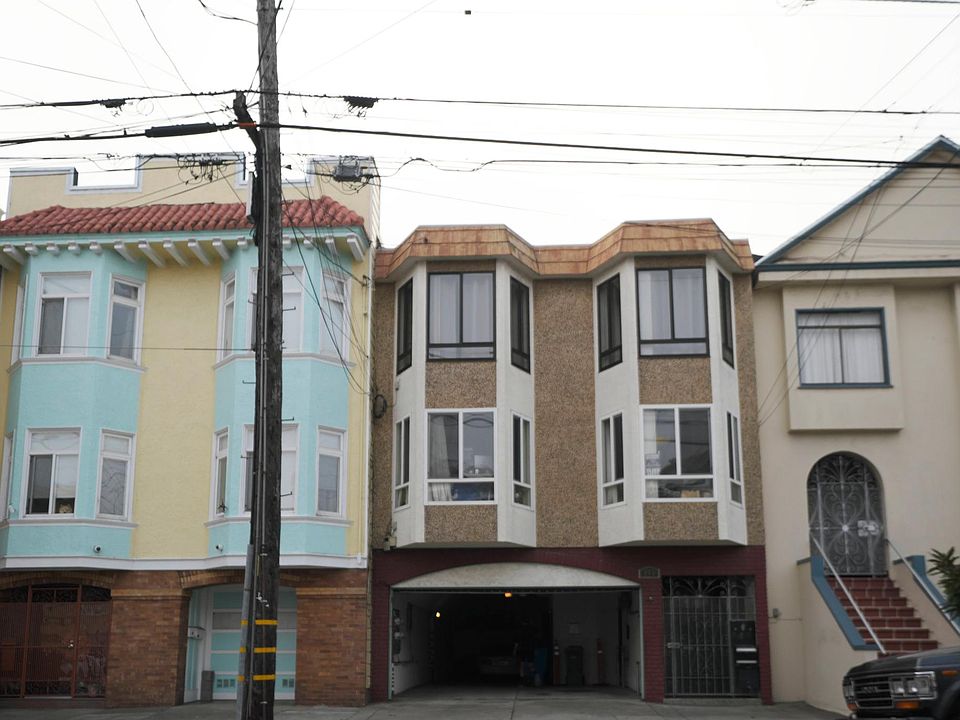 1st image of 375 12th Ave #2
