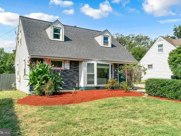 6604 Cavalier Dr, Alexandria, VA 22307