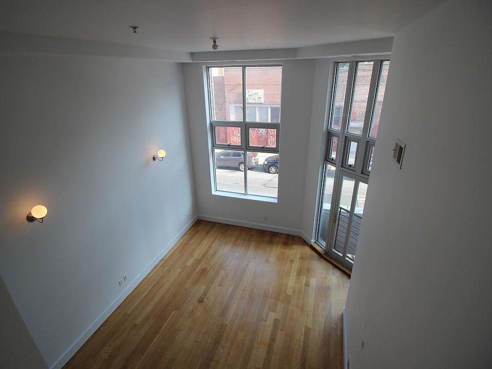 1st image of 96 Meserole St APT 3a