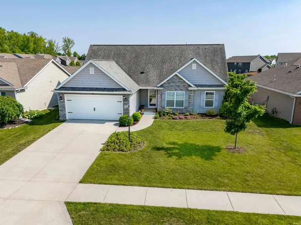 1187 Gateway Trl, Fort Wayne, IN 46845