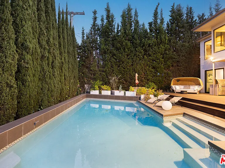 1256 Beverly Green Dr — Photo 39