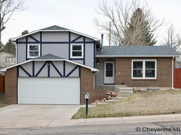 7020 Bomar Dr, Cheyenne, WY 82009
