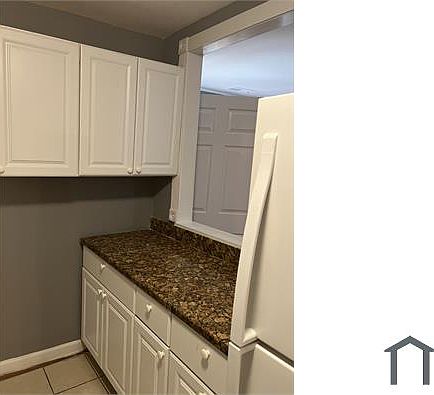 4th image of 456 Girard St APT 104
