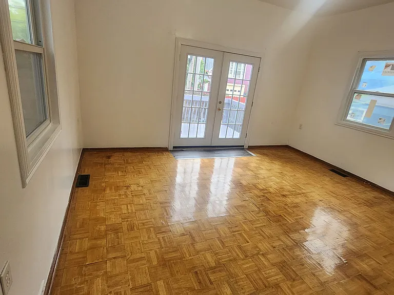 642 Elmwood Ave #1 — Photo 12