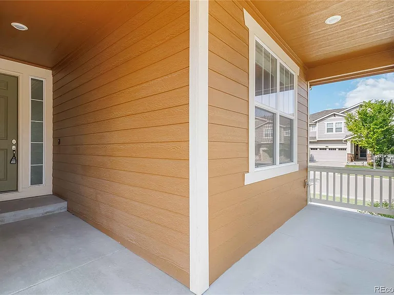 14700 Oslo Ave — Photo 3