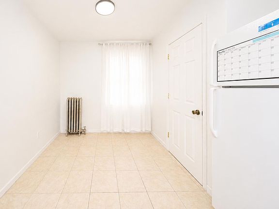 3rd image of 30 W End Ave #4
