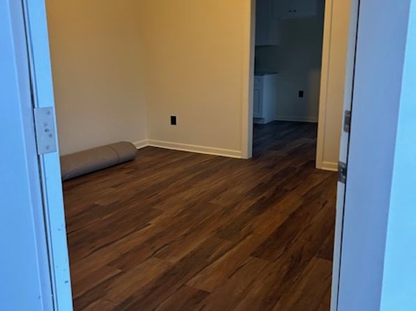 126 Washington Ave APT 1B