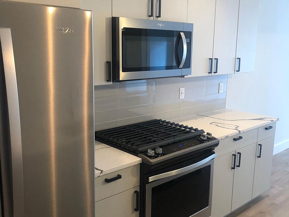Kitchen Left
