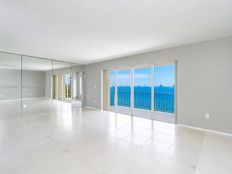11111 Biscayne Blvd #912 — Photo 5