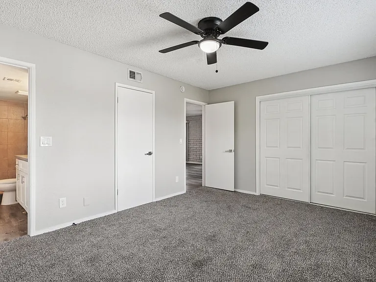 407 N Williams — Photo 51
