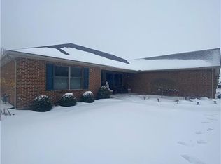 18 Edgewood Dr, Arcanum, OH 45304