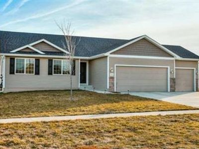 2741 8th Ave SE, Altoona, IA, 50009