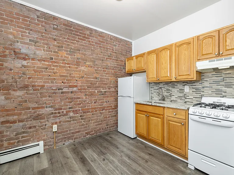 43 Fulton St #2A — Photo 8