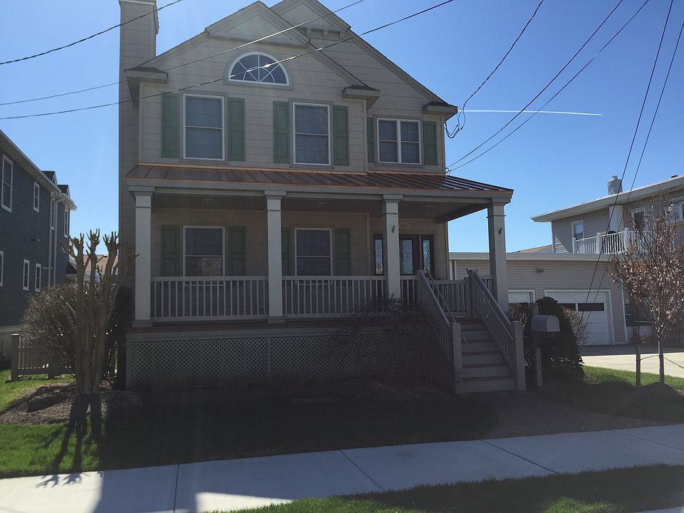 1st image of 1633 Bay Ave