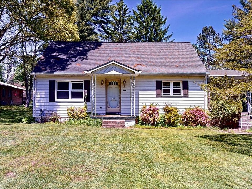 1st image of 140 Evergreen Dr