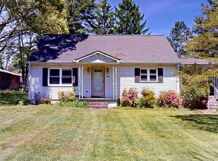 140 Evergreen Dr, Aliquippa, PA 15001