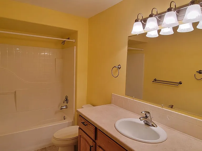 3719 E Thrush Ln — Photo 21